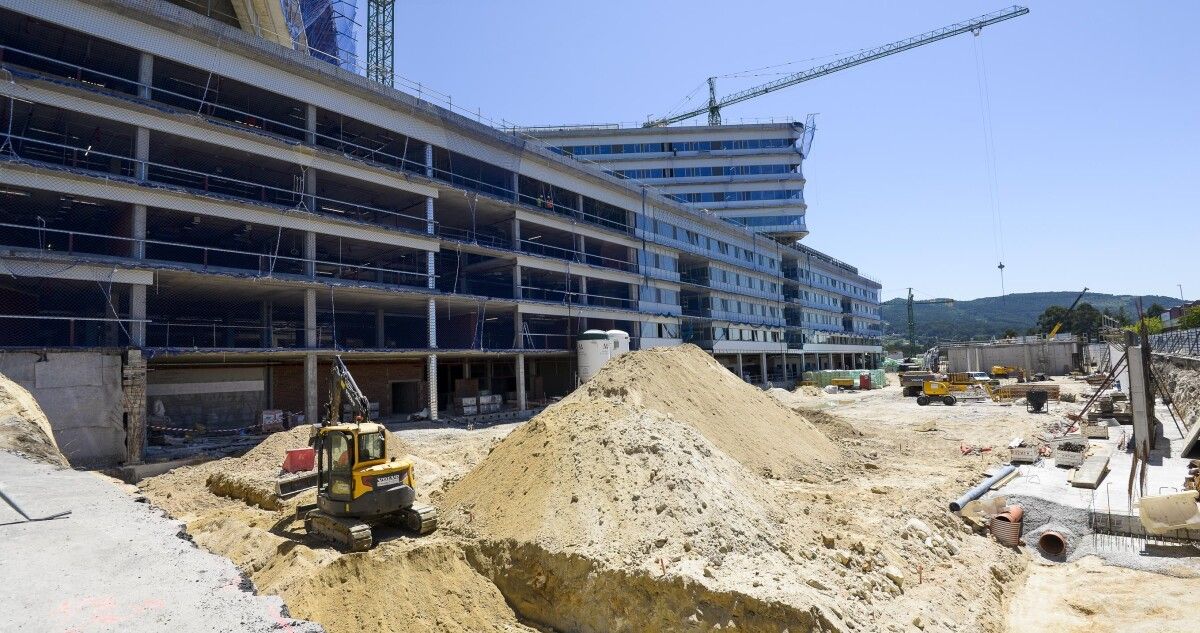 Trabajos de construcción del nuevo hospital Montecelo