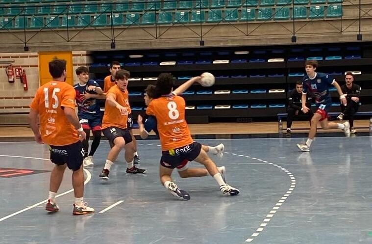 Partido de liga entre Luceros y Teucro