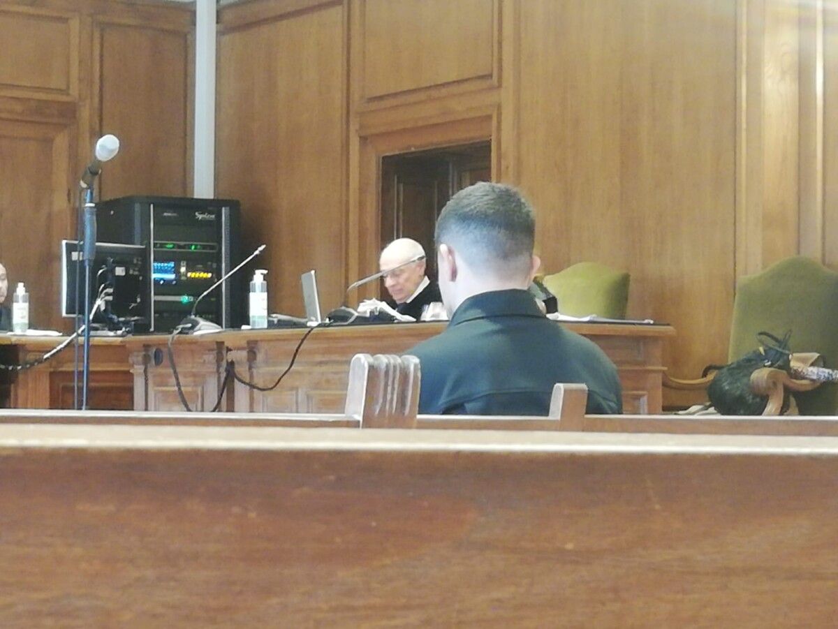 Acusado de abuso sexual no banco da Audiencia Provincial