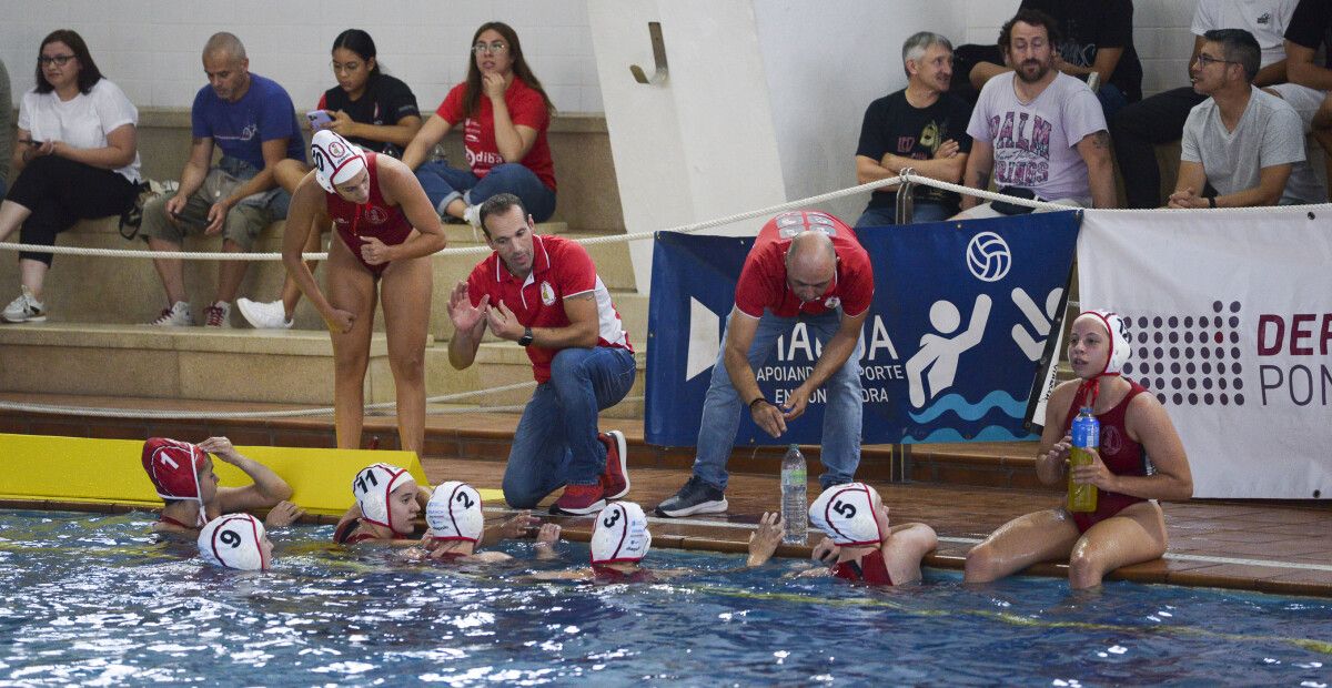 Partido Primeira Nacional entre Waterpolo Pontevedra e CW Dos Hermanas