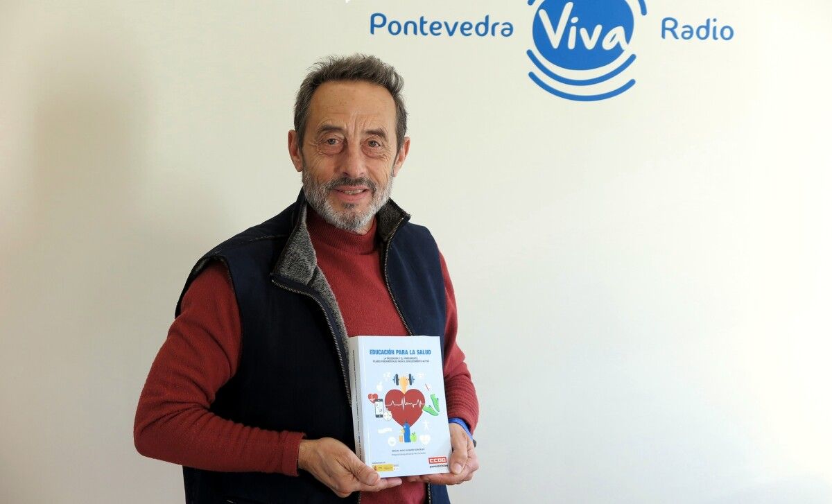 O xerontólogo Miguel Anxo Álvarez González no 'Cara a cara' de PontevedraViva Radio