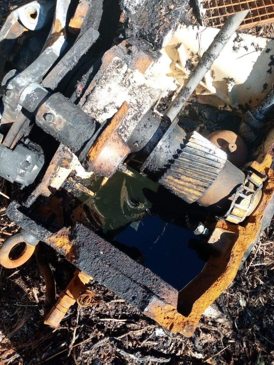 Restos del aerogenedor averiado en Monte Ceo