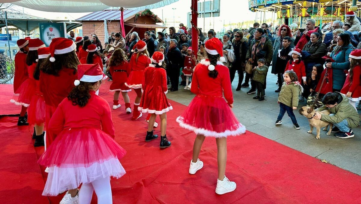 Carpa de actividades infantís no Nadal de Marín