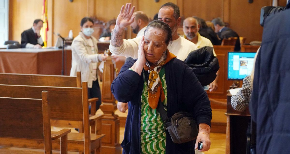 María Dolores Jiménez Gabarre, coñecida como 'La Coneja', á saída da sala de vistas
