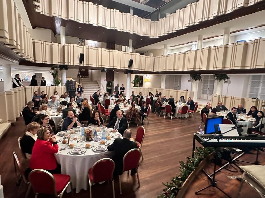 Gala para o Banco de Alimentos do Rotary Club Pontevedra no ano 2023 