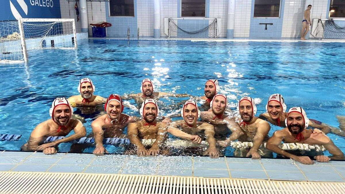 Participantes na Festa de Nadal do Club Waterpolo Pontevedra