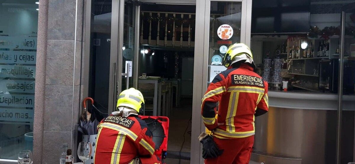 Operarios do servizo de Emerxencias de Vilagarcía de Arousa