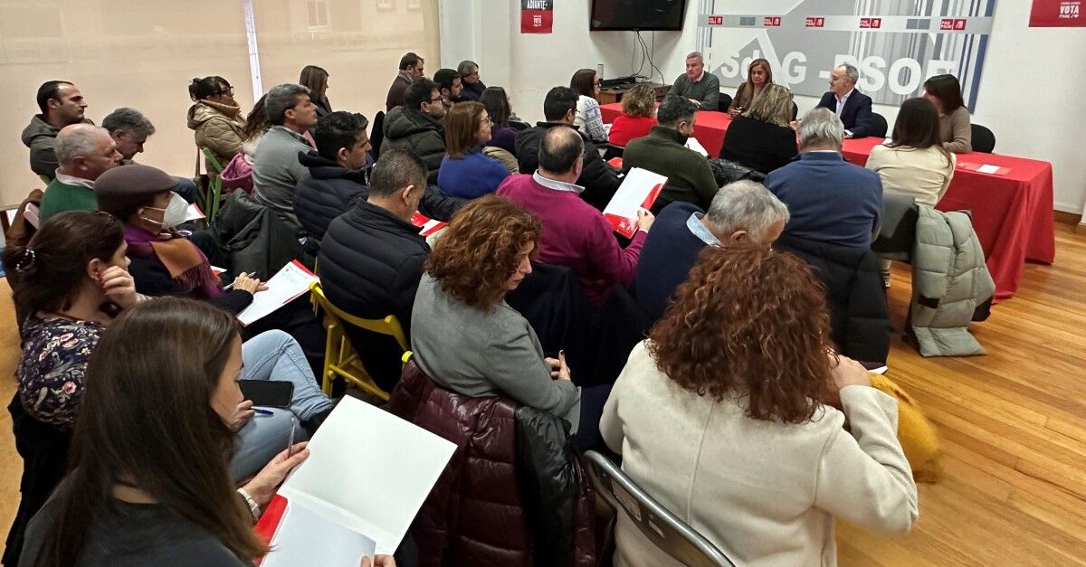 Reunión de la ejecutiva socialista para decidir la candidatura provincial a las autonómicas
