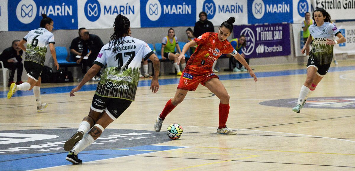 Partido de liga entre Marín Futsal e Poio Pescamar na Raña