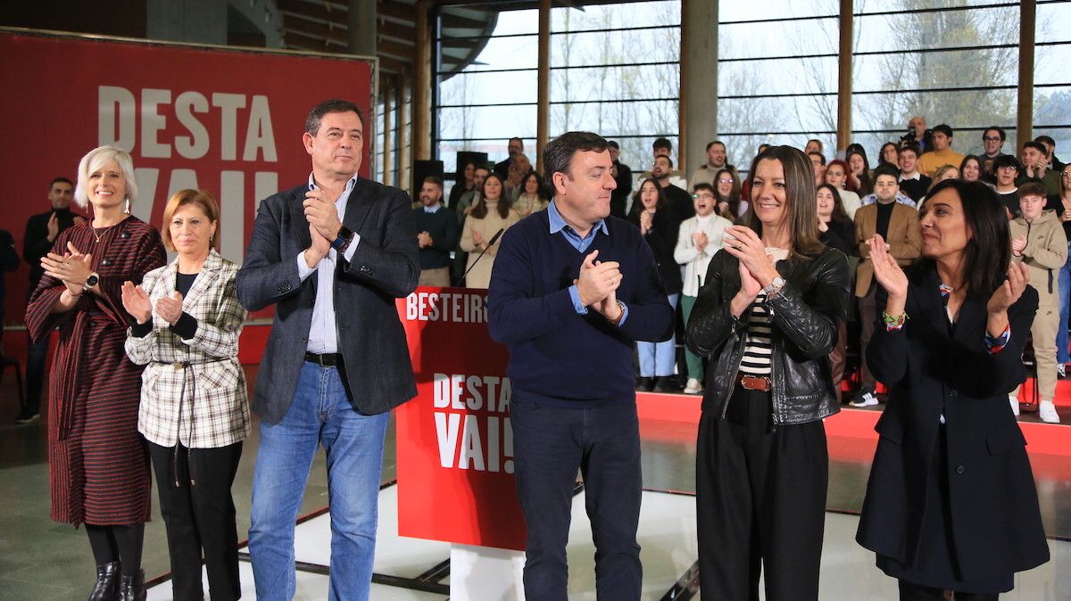 Presentación de los candidatos y candidatas del PSdeG-PSOE para el 18F