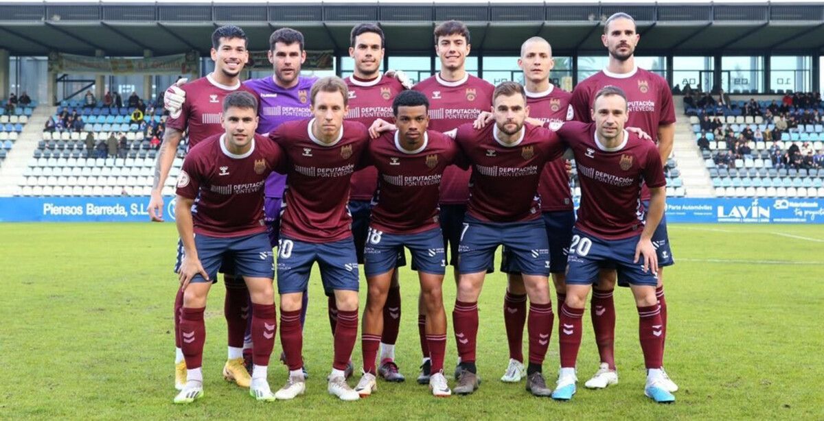 Partido entre Gimnástica de Torrelavega e Pontevedra