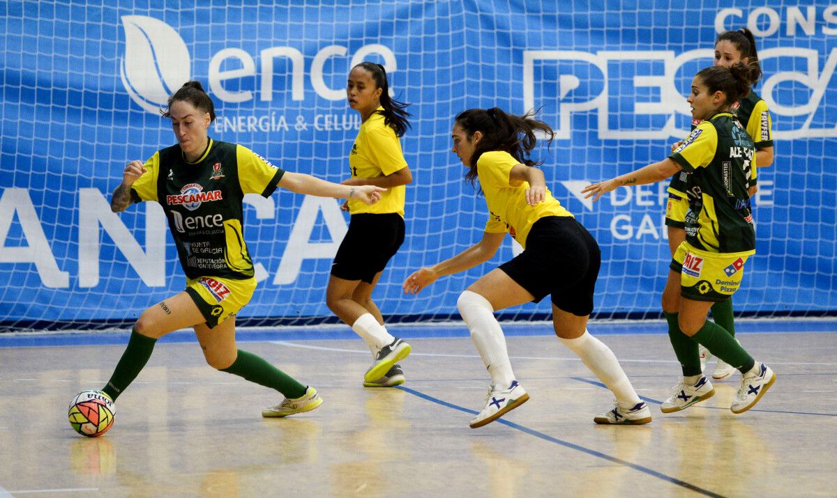 Partido de liga entre Poio Pescamar e Les Corts na Seca