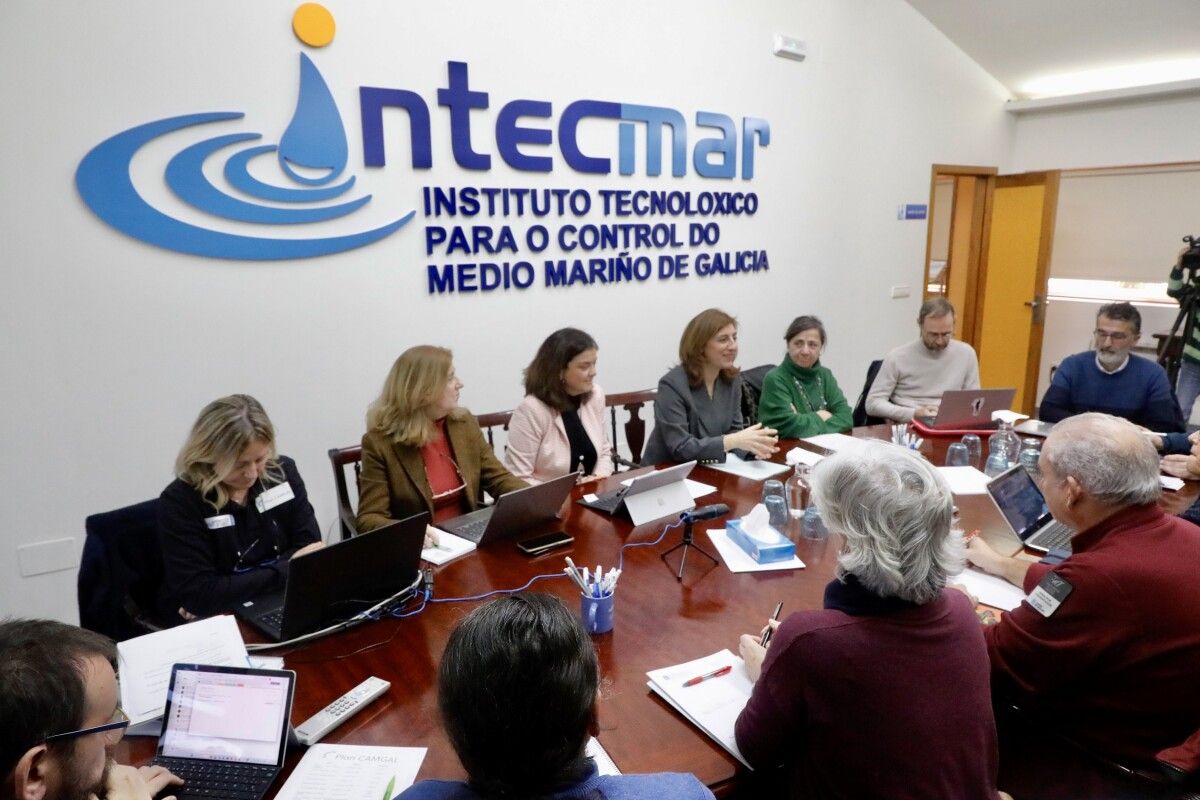 Reunión del comité científico que asesora a la Xunta para evaluar el impacto de la llegada de pellets a la costa Reunión del comité científico que asesora a la Xunta para evaluar el impacto de la llegada de pellets a la costa