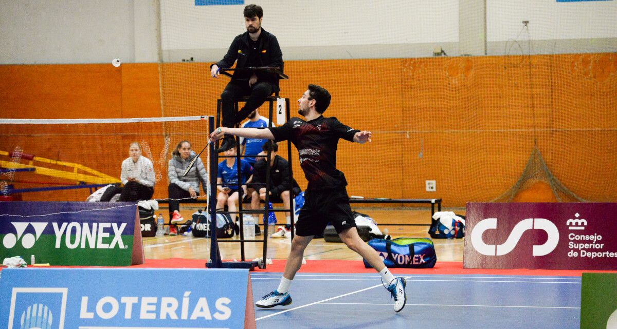 Jornada de División de Honor entre Bádminton Ravachol y Oviedo en el CGTD