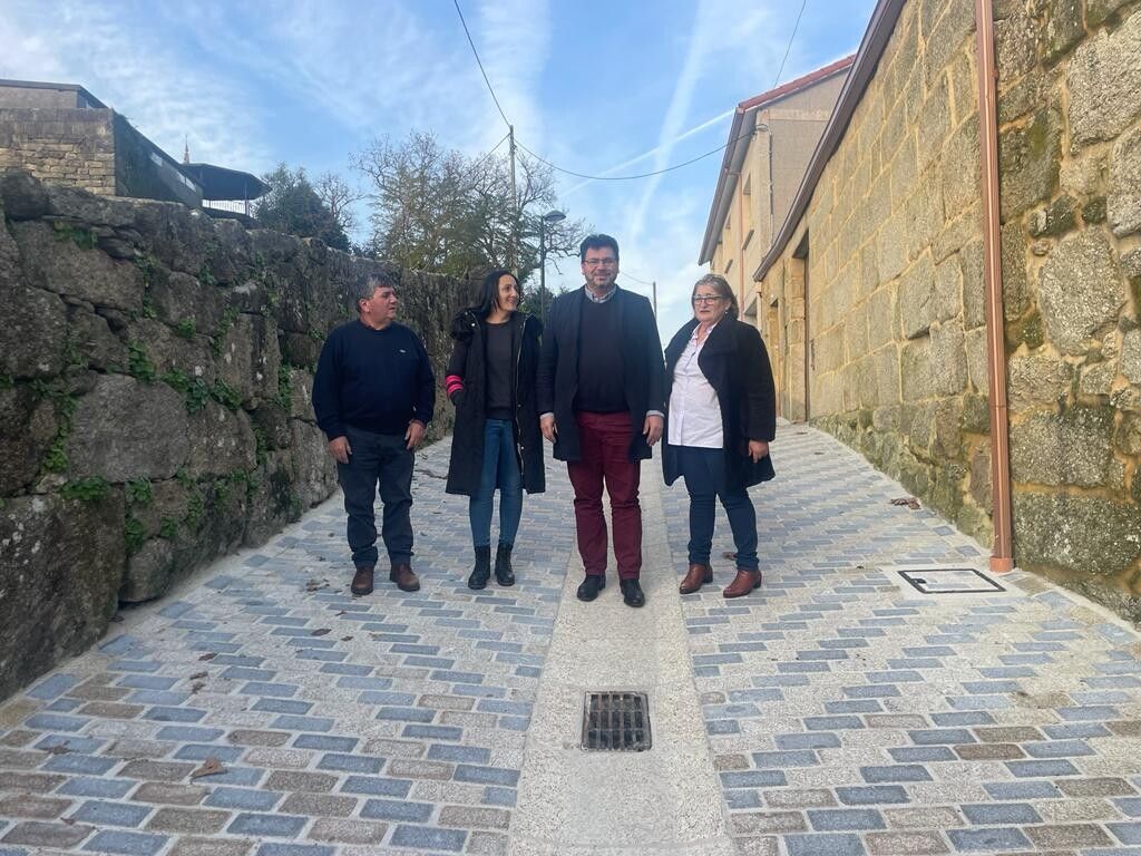 Apertura del renovado vial de acceso a la capilla de San Benito de Lores