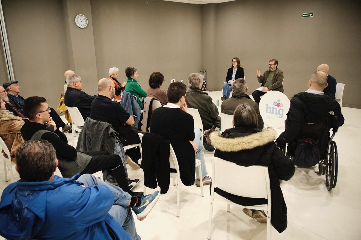 Encuentro de Luís Bará en el local social del Gorgullón