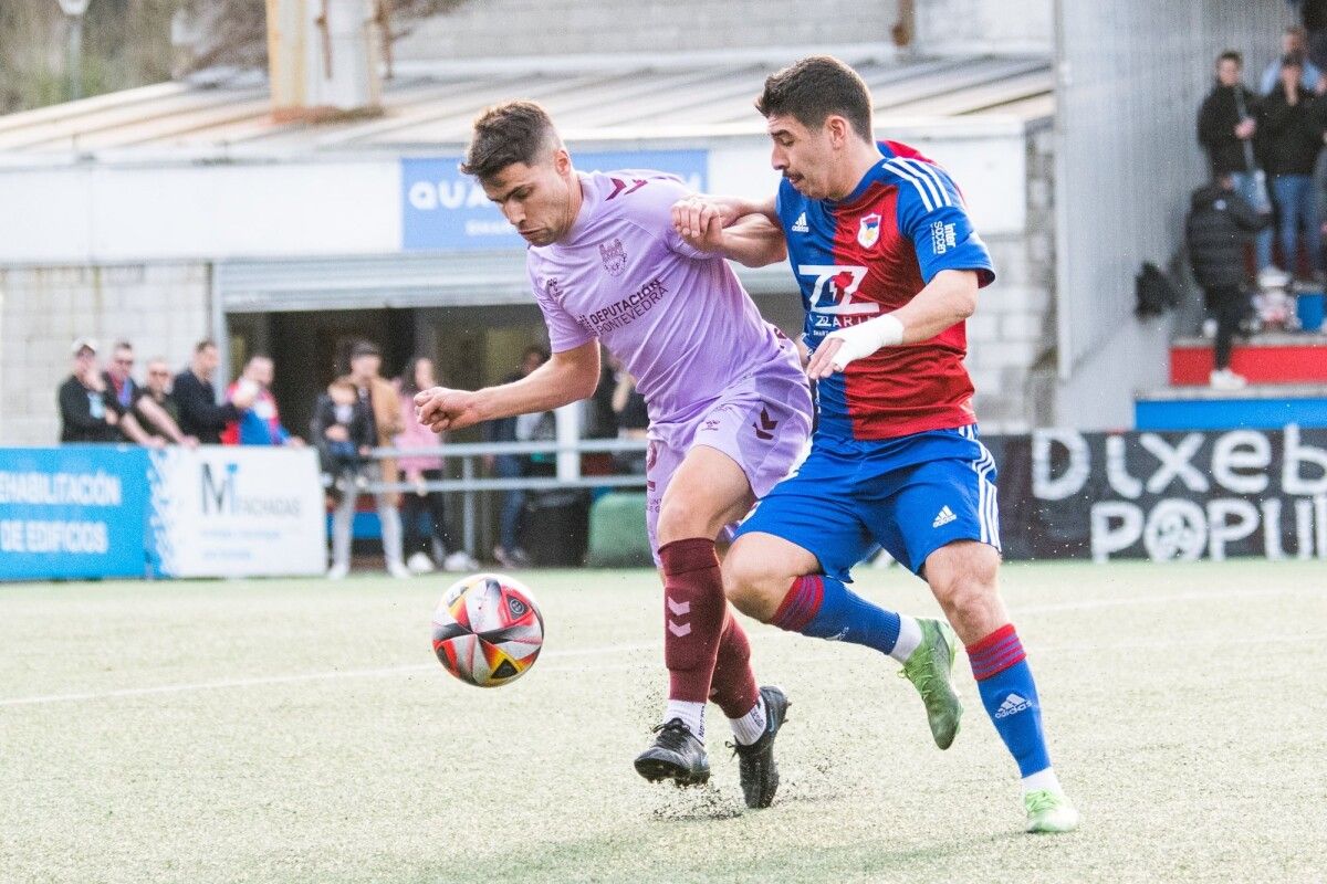 Partido entre Langreo y Pontevedra
