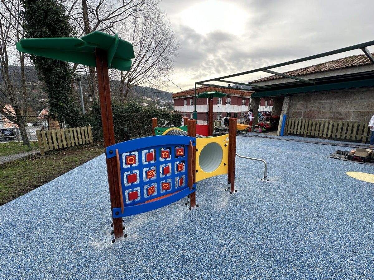 Patio da Escola de Educación Infantil Galiña Azul de San Pedro