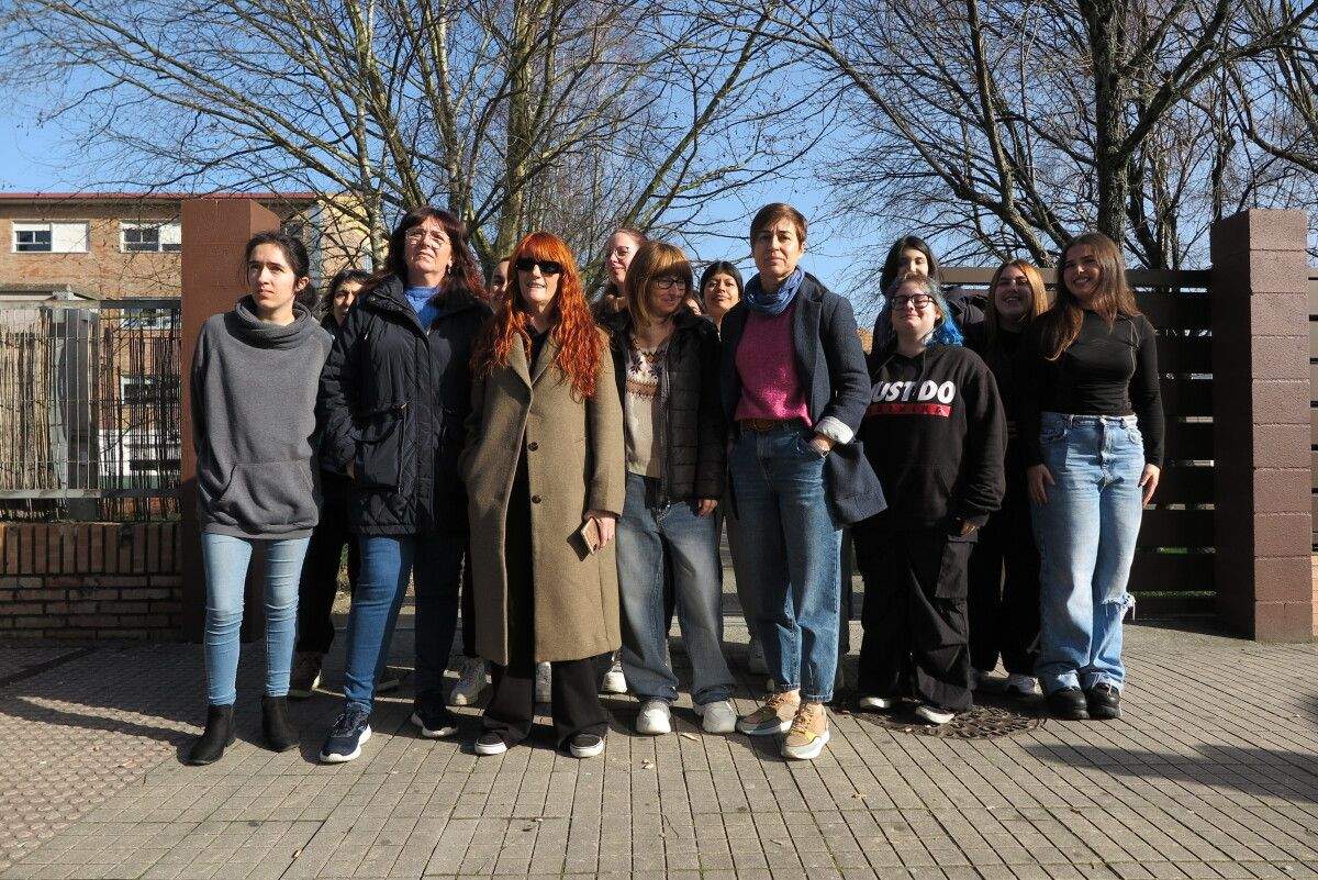 Rolda de prensa de técnicas de igualdade e estudantes do Ciclo Superior de Promoción de Igualdade de Xénero do CIFP A Xunqueira