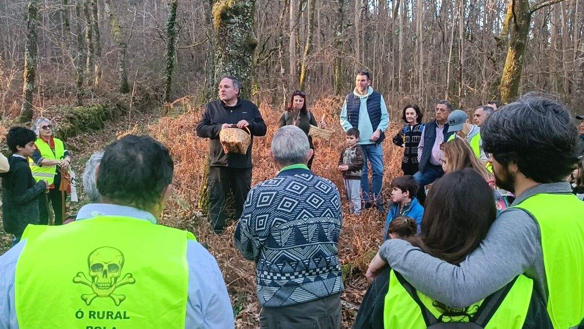 Andaina reivindicativa organizada pola Plataforma contra a A-57