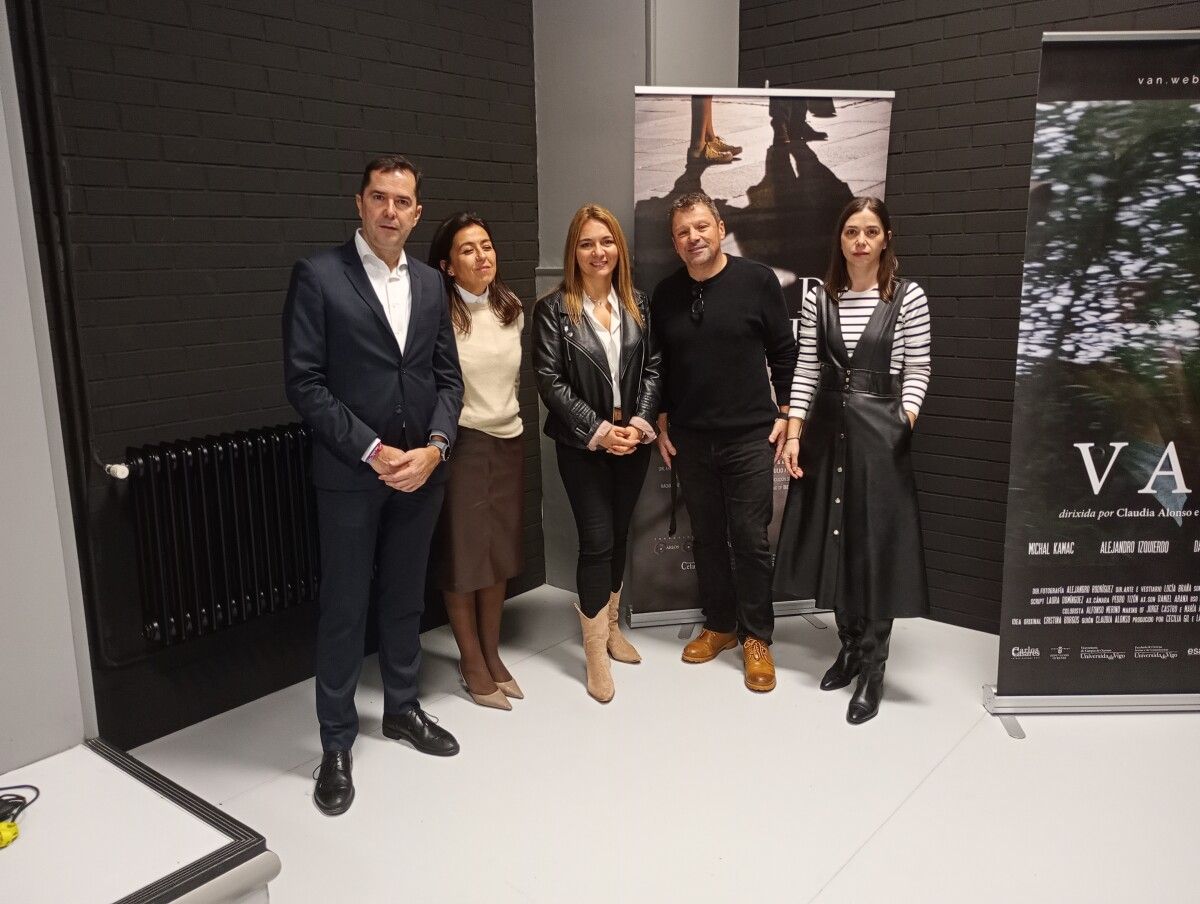 Acto de inauguración de la nueva Aula de Cine de la Facultade de Comunicación 