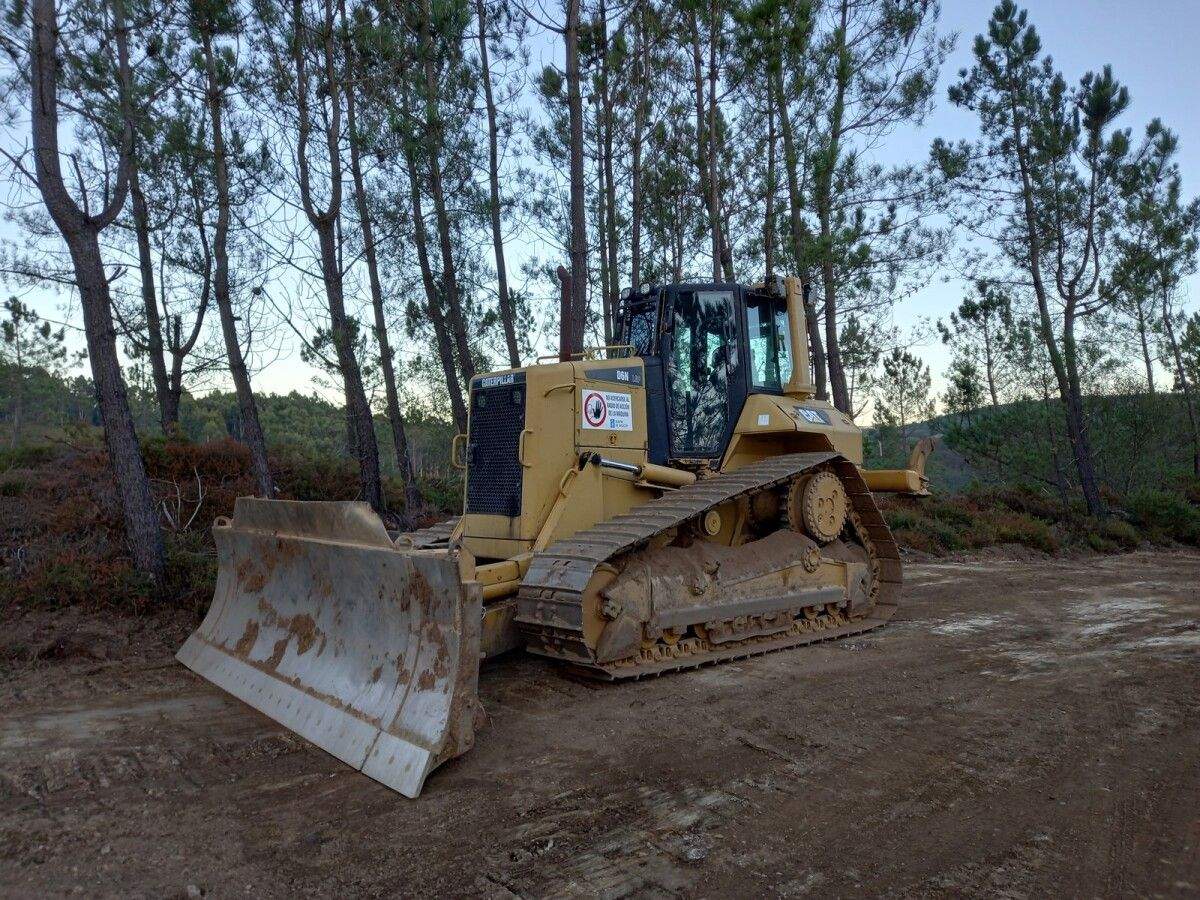 Traballos preventivos contra incendios no distrito forestal XVI Deza-Tabeirós
