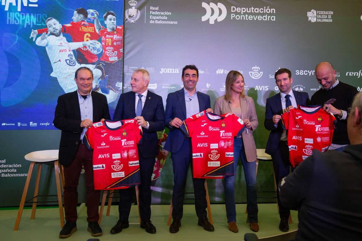 Presentación dos partidos de balonmán das seleccións absolutas feminina e masculina