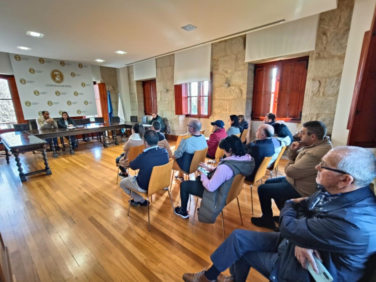 Reunión cos hostaleiros de Combarro