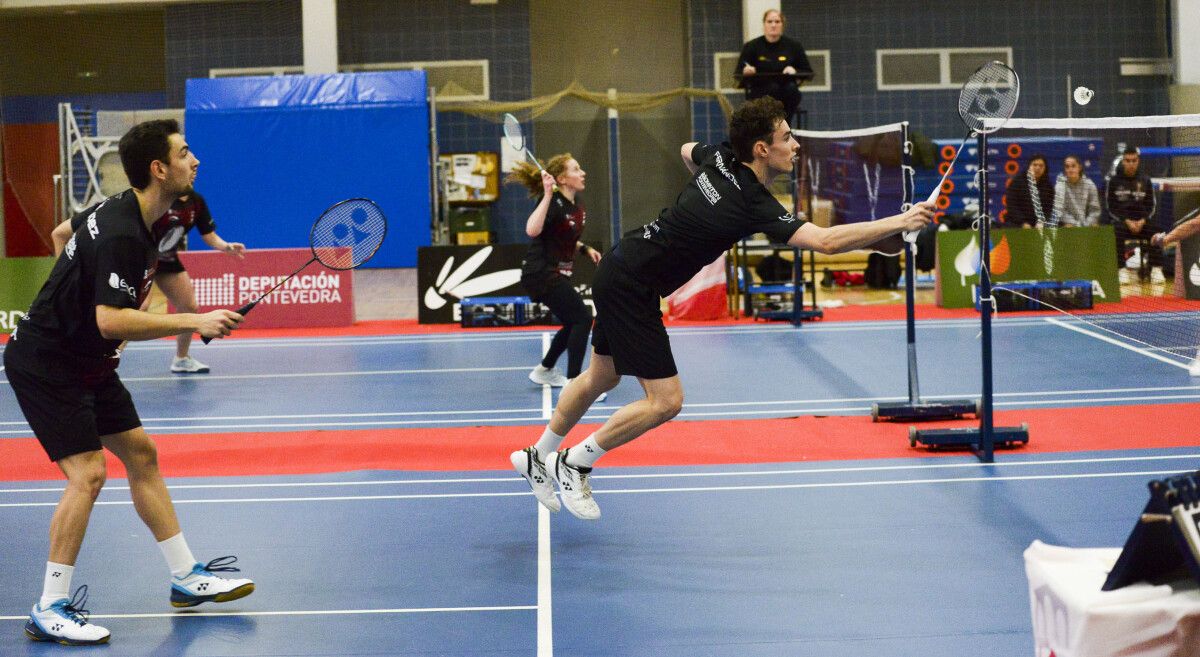Xornada de División de Honra entre Bádminton Ravachol e Paracuellos no CGTD
