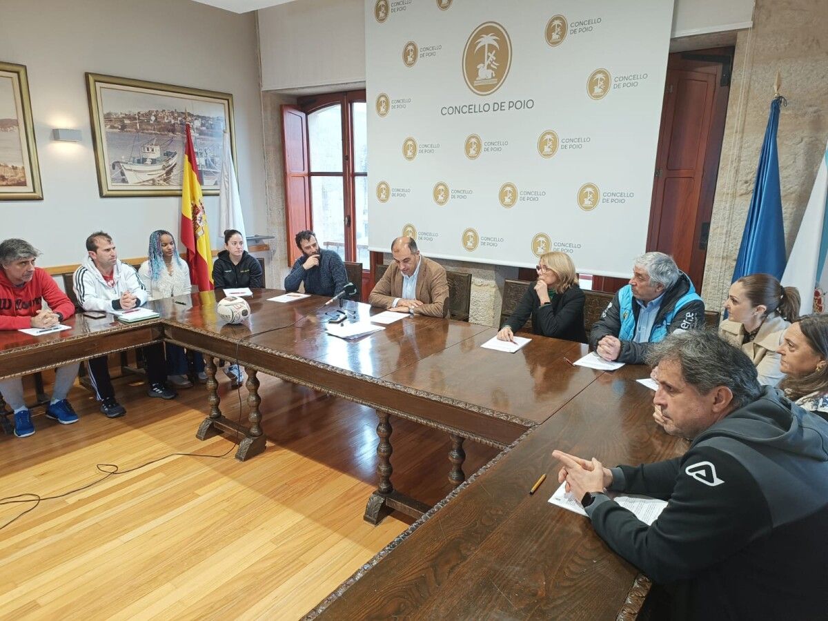 Sinatura de convenios cos clubes deportivos de Poio