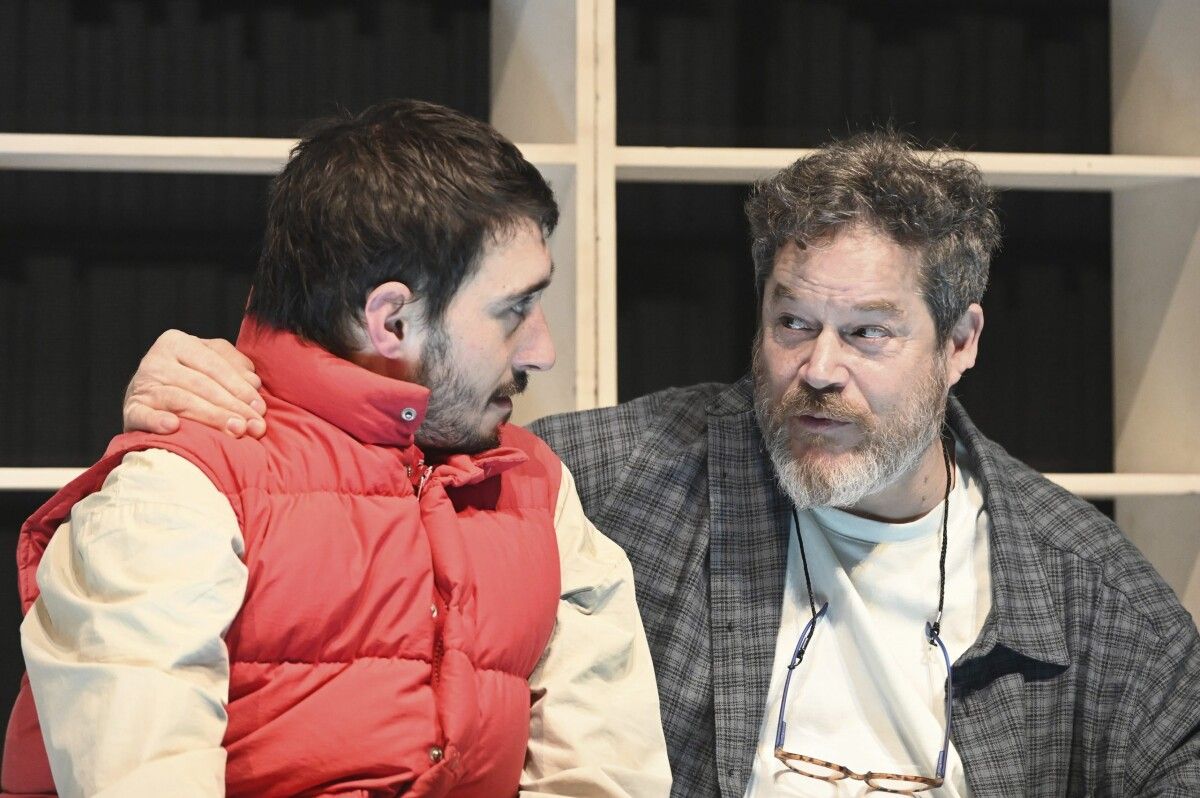 Representación da obra de teatro 'Hechos y faltas'