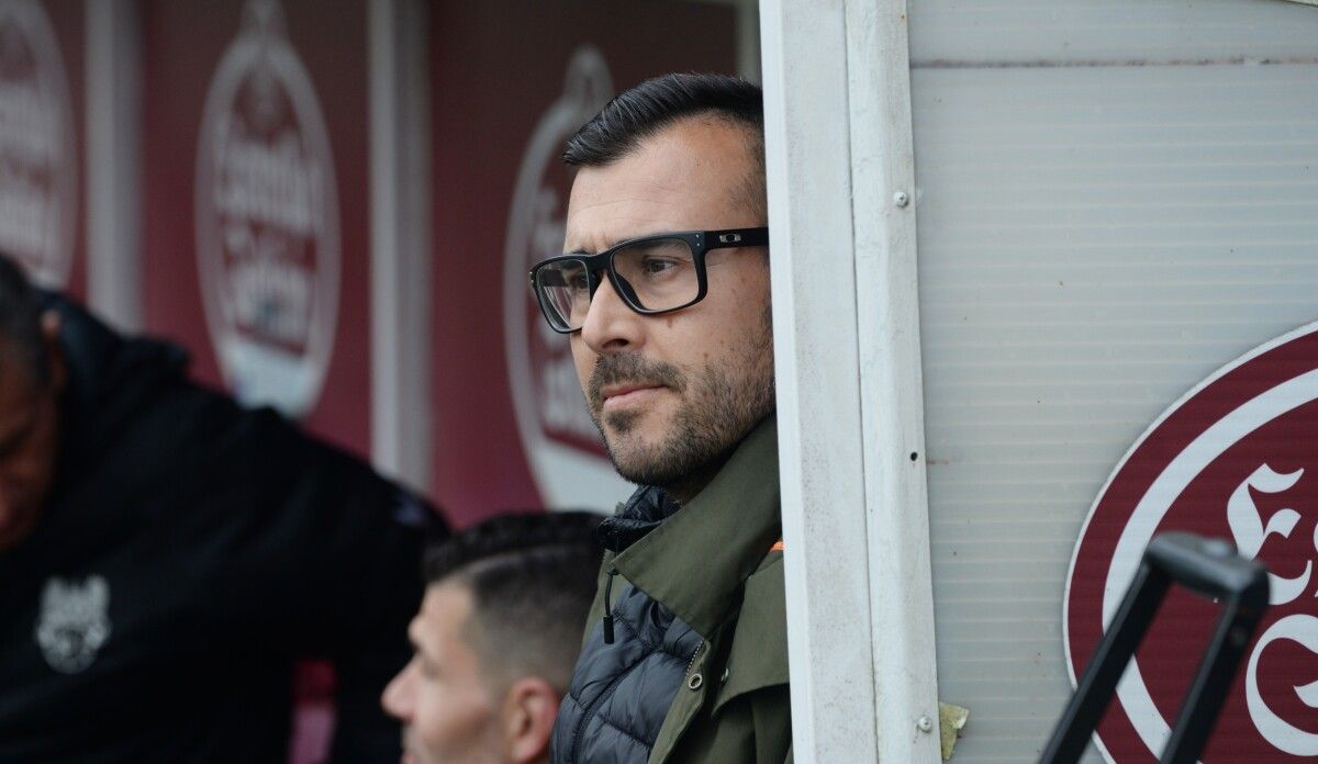 Yago Iglesias, no partido de liga entre Pontevedra e Zamora en Pasarón