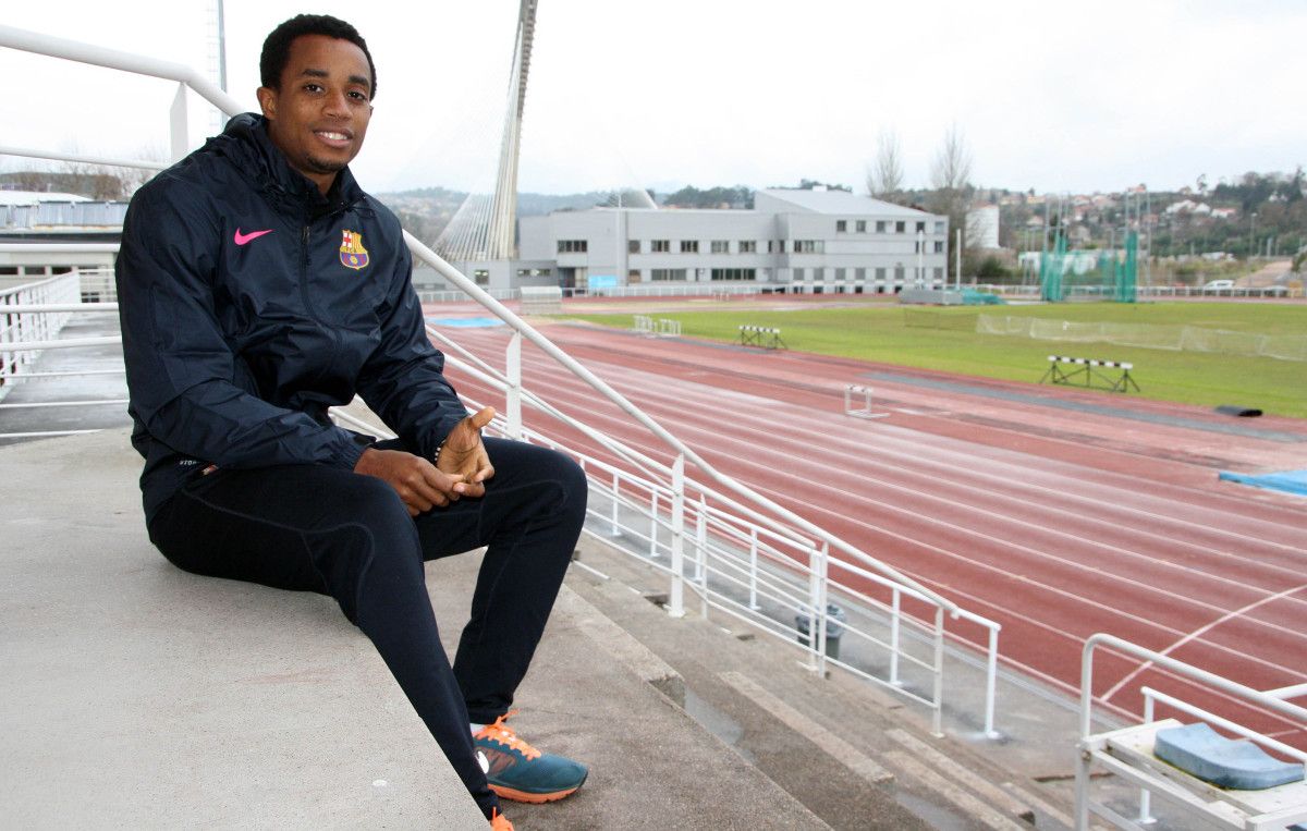 Jean Marie Okutu antes de entrenar en el CGTD