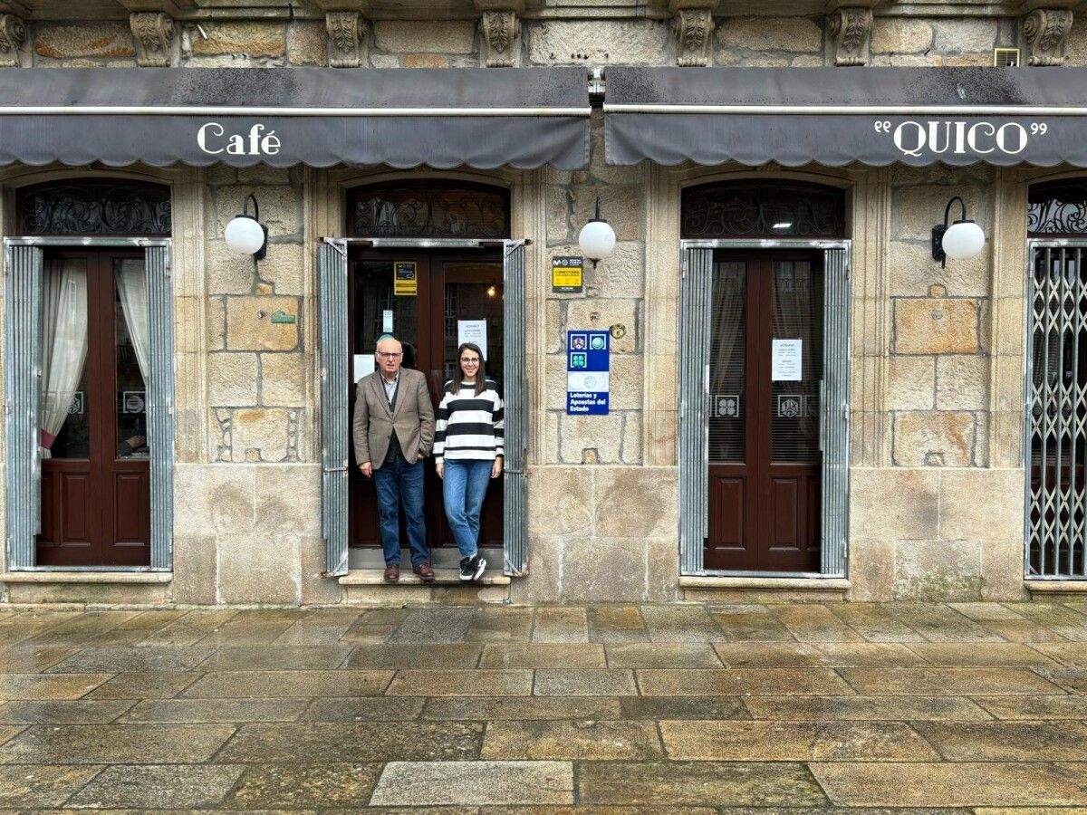 Antonio máis Esther Alonso, pai e filla, no Café Quico