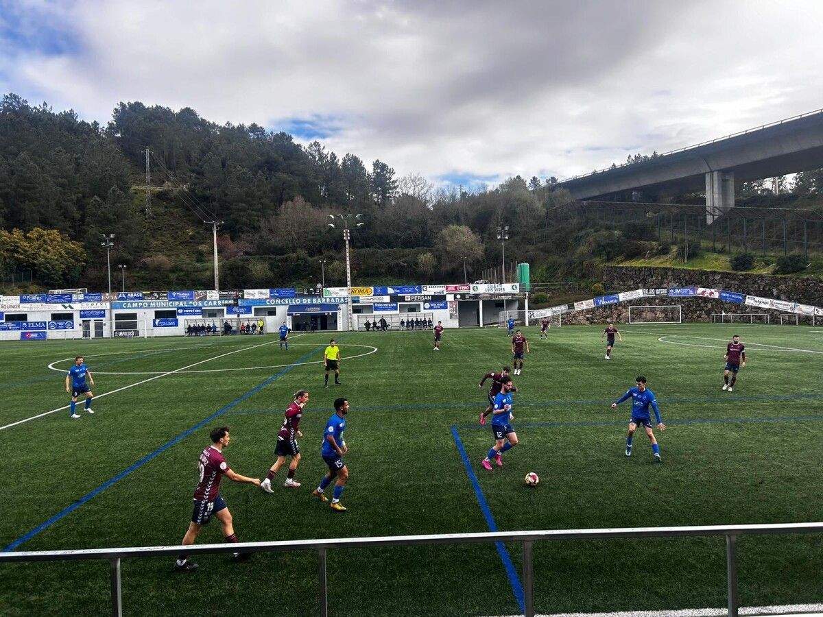 Partido entre Barbadás e Pontevedra B