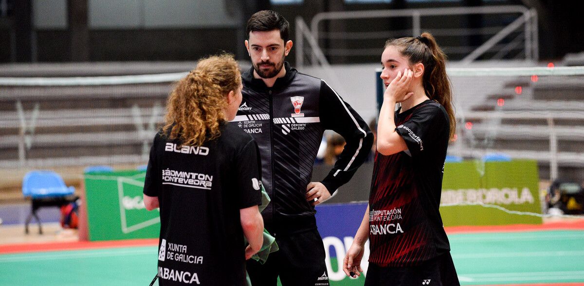 Xornada de División de Honra entre Bádminton Ravachol e IES La Orden no Pavillón Municipal
