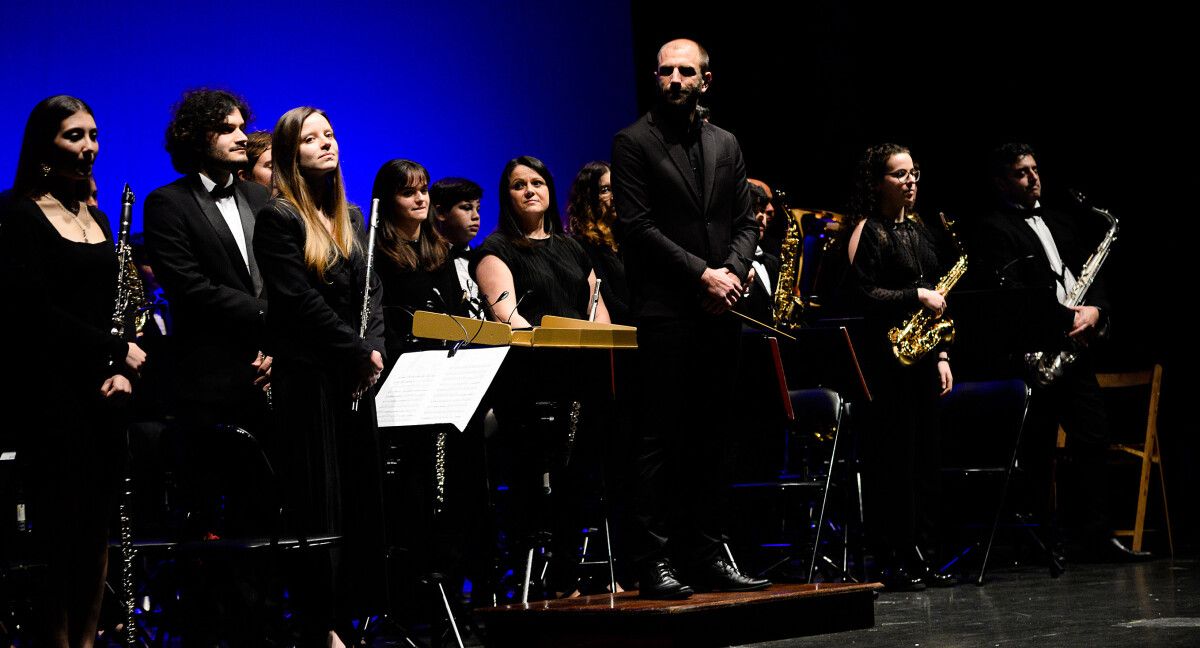 Espectáculo "Sinfonía máxica" do Mago Teto e a Banda de Salcedo no Salón do Libro