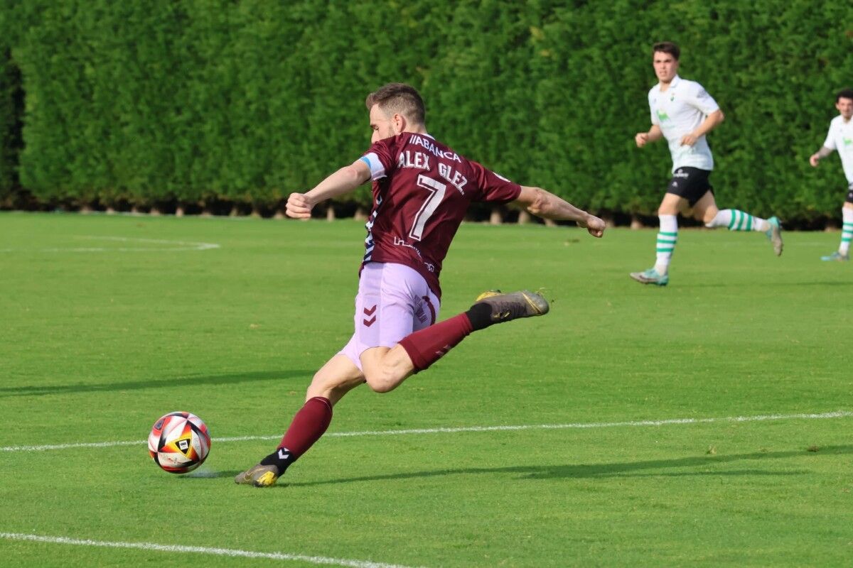 Partido entre Rayo Cantabria y Pontevedra