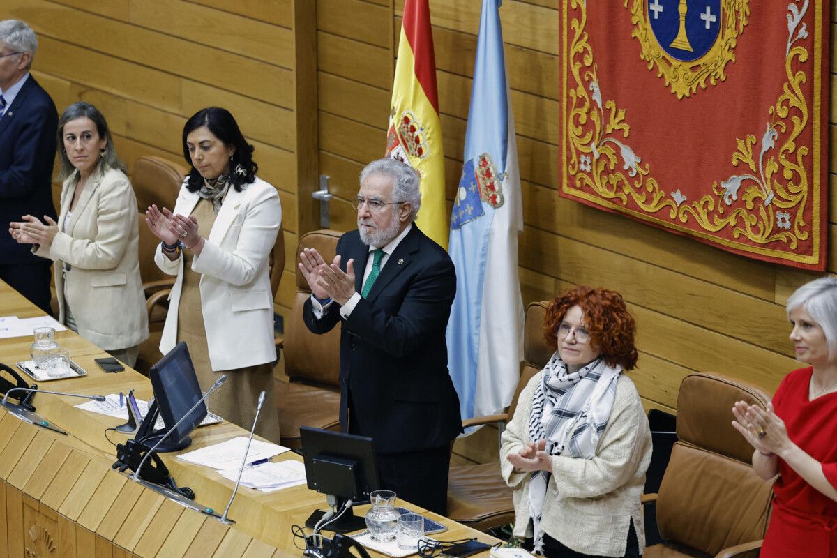 O presidente do Parlamento, Miguel Santalices, na sesión constitutiva  