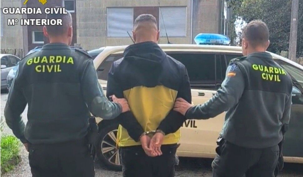 Un vecino de O Grove detenido por un presunto delito de estafa bancaria