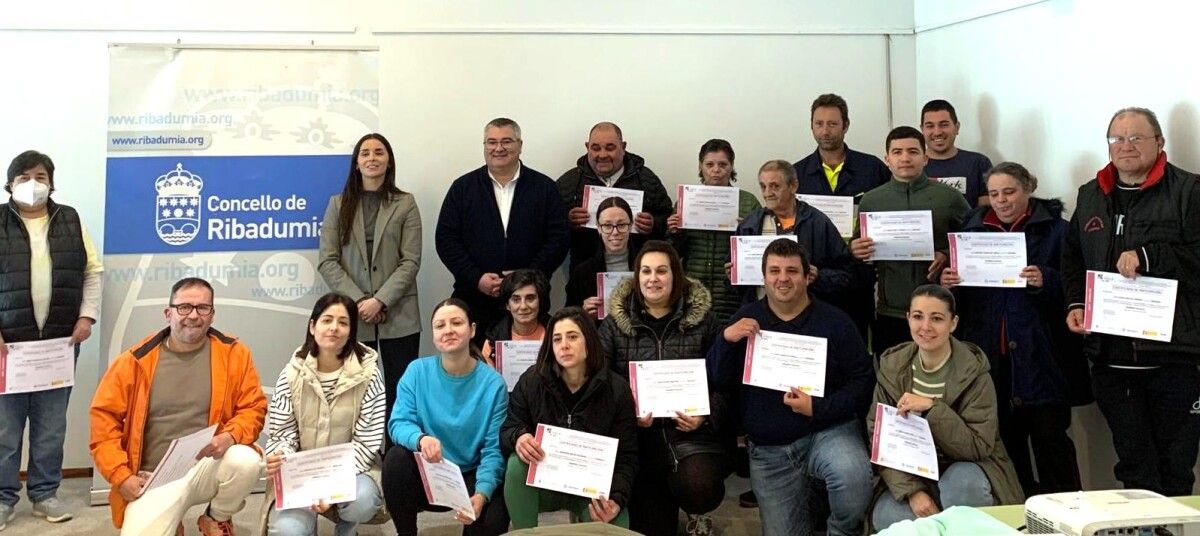 Participantes no curso de Primeiros Auxilios de Ribadumia