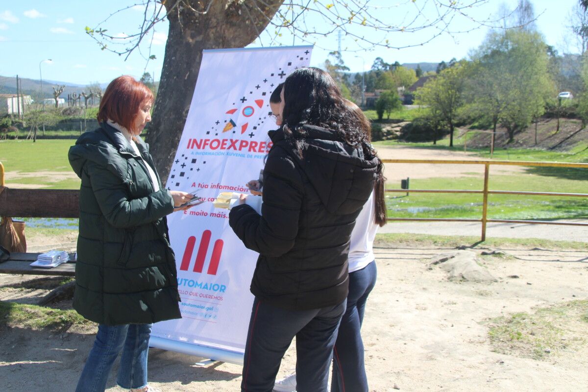Punto de información 'InfoExpress' da OMIX de Soutomaior