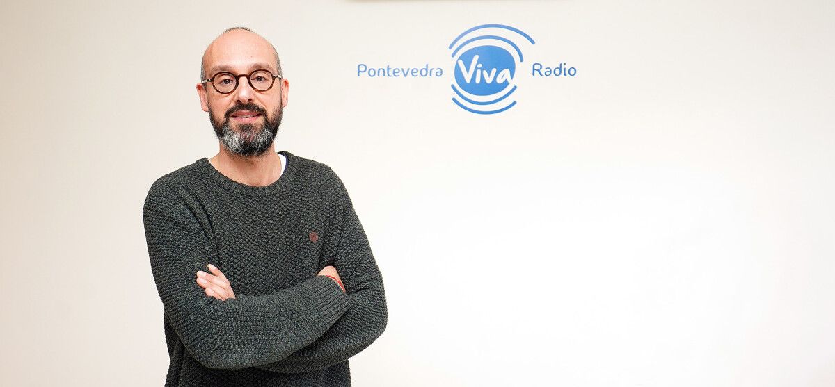 O pontevedrés Julio Novoa é o promotor do proxecto musical Espelita
