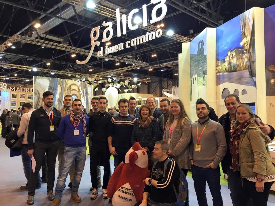 Cocineros y 'barmans' pontevedreses participantes en la feria Fitur