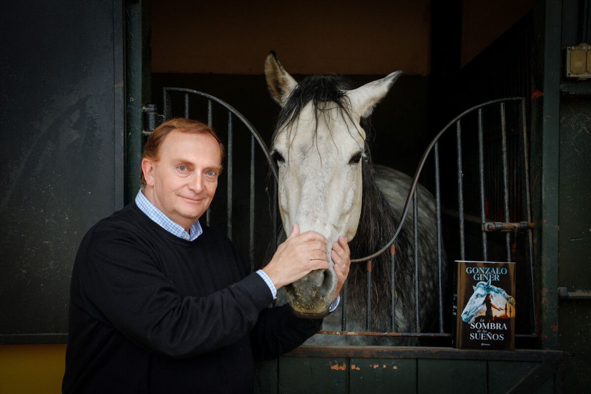Gonzalo Giner, escritor e veterinario
