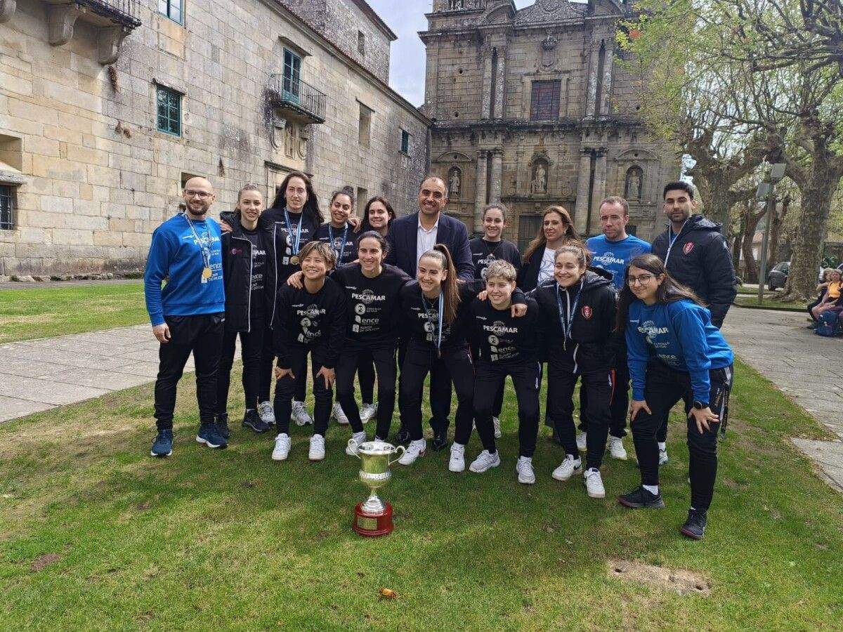 Recepción municipal ao Poio Pescamar, campión da Copa Galicia