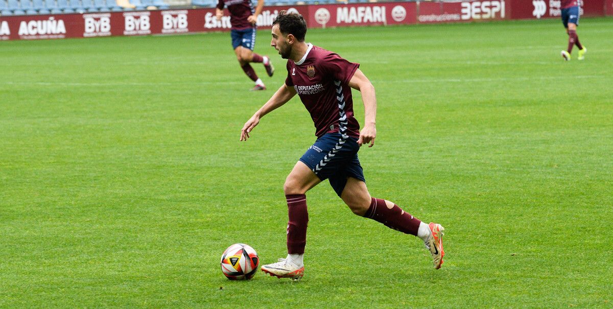 Chiqui, en el partido de liga entre Pontevedra y Covadonga en Pasarón