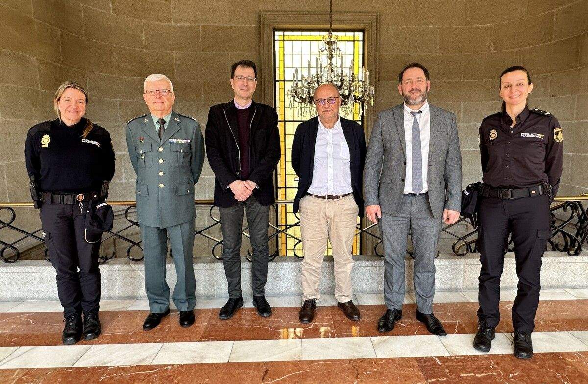 Participantes na Comisión Provincial de Seguemento do Plan Director 