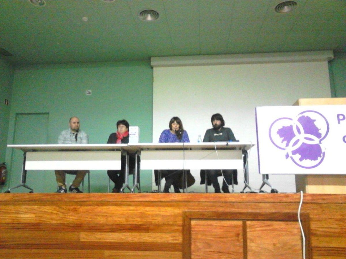 Presentación de la candidatura de Ana Sánchez y de Podemos Cambiar Galicia en Pontevedra