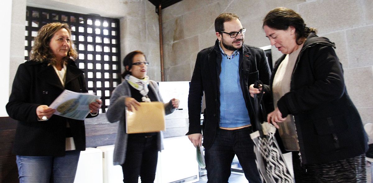 Carmen Fouces, Juan Manuel Corbacho y Anxos Riveiro presentaron Tangram 2015